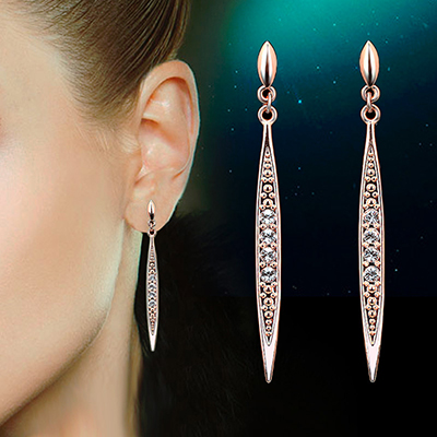 Vintage Fashion Faire - Vintage Cubic Zirconia Stud Earrings For