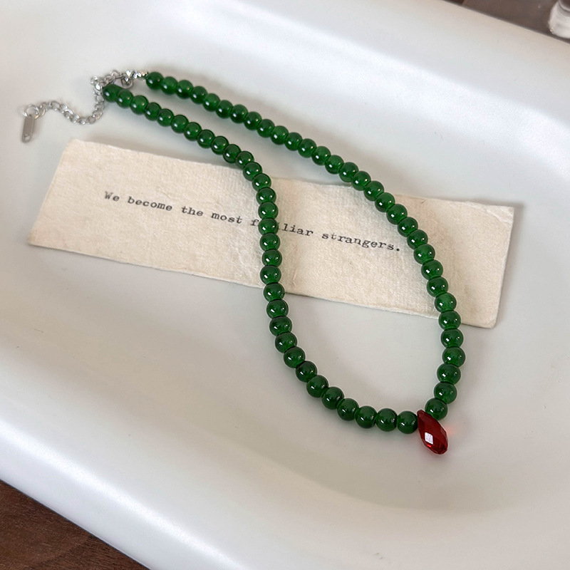 Vintage Green Beaded Necklace  - Vintage Fashion Faire ulasan dan harga