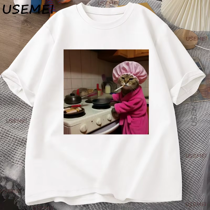 Funny Housewife Cat T-Shirt Vi - Vintage Fashion Gen Z ulasan dan harga