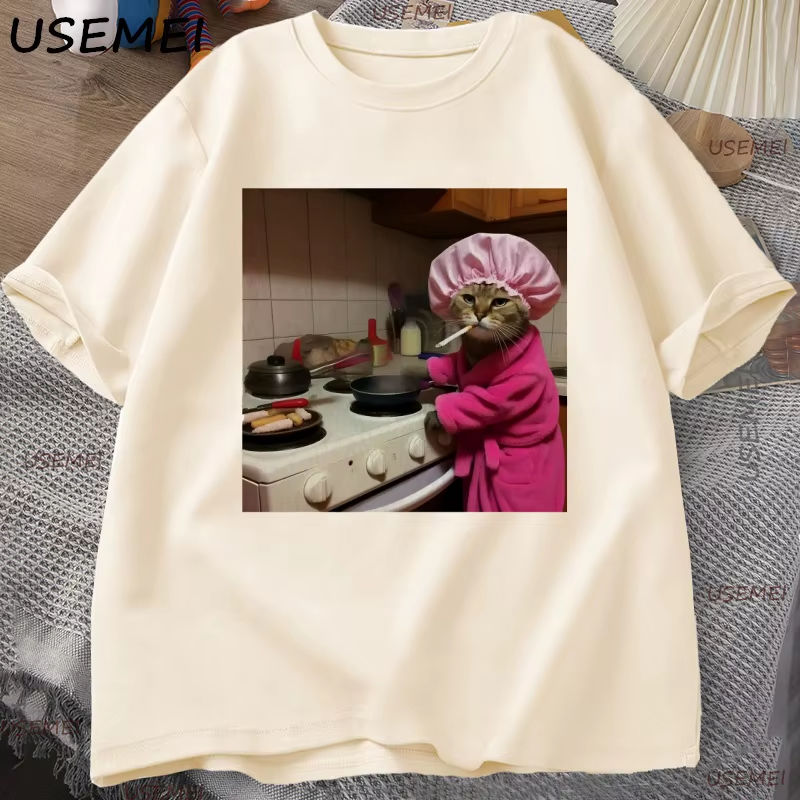 Funny Housewife Cat T-Shirt Vi - Vintage Fashion Gen Z ulasan dan harga