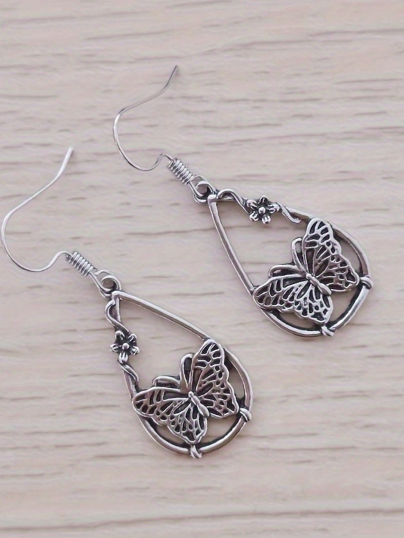 1pair Vintage Fashionable Wate - Vintage Fashion Earrings ulasan dan harga