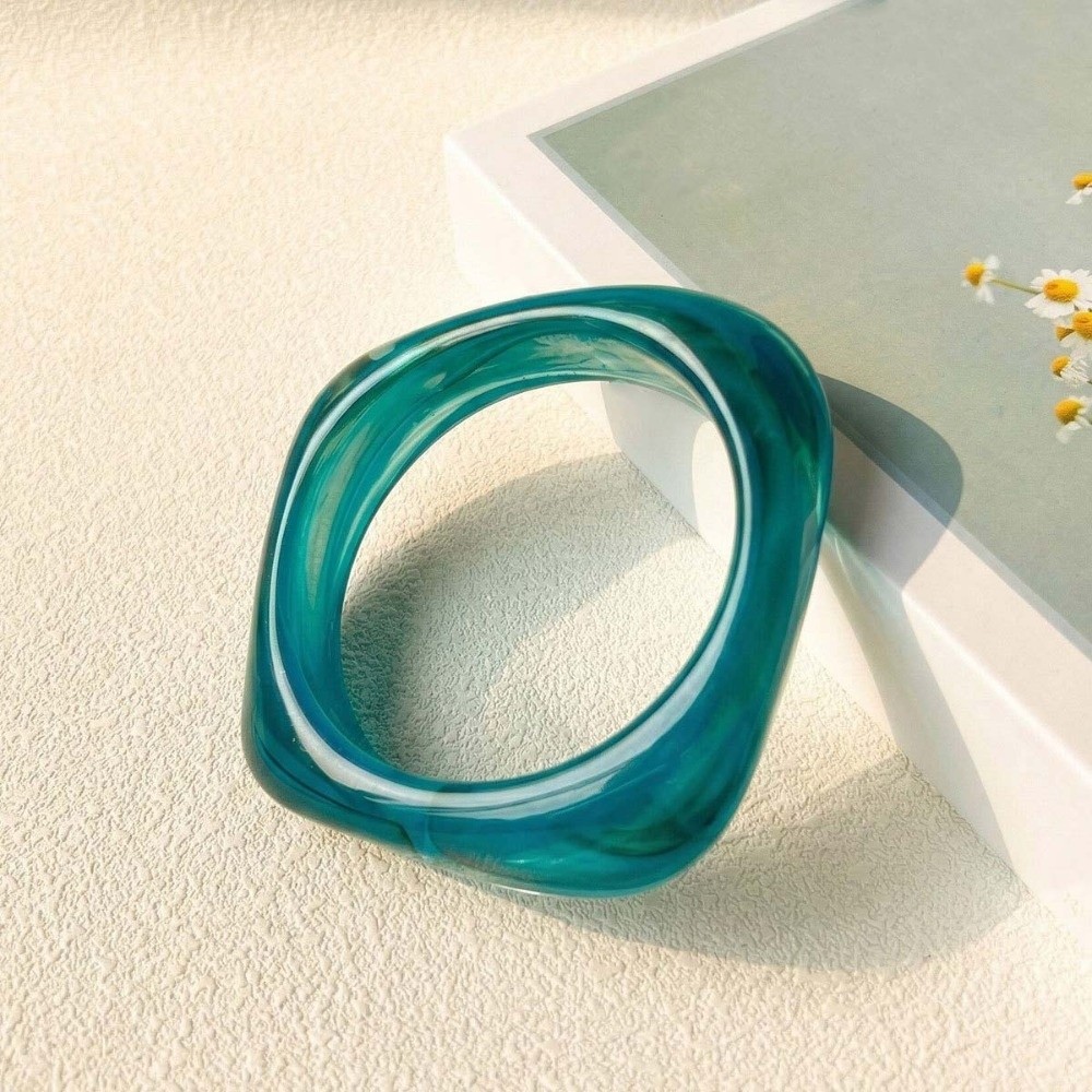 Wrist Jewelry Translucent Resi - Vintage Fashion Gen Z ulasan dan harga